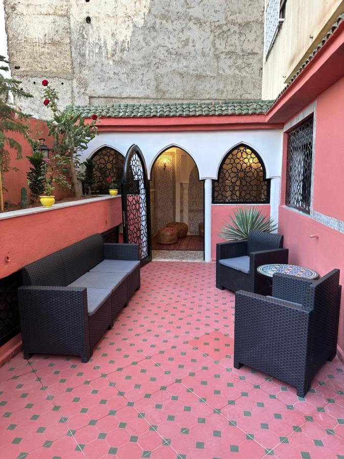 Appartements Nia Confort, Plein Centre Ville, Avec Terrasse Fès Exterior foto