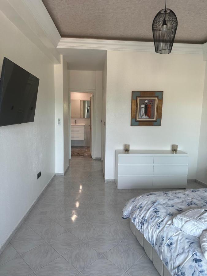Appartements Nia Confort, Plein Centre Ville, Avec Terrasse Fès Exterior foto